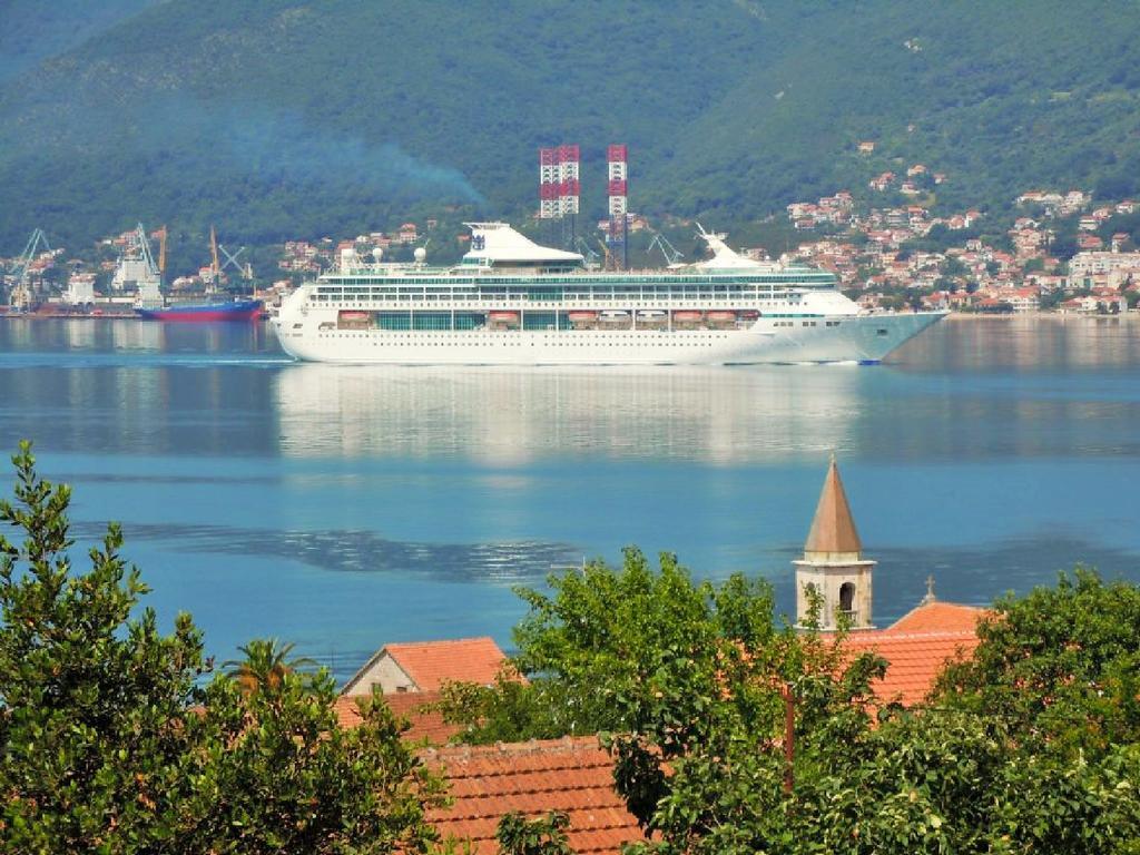 Villa Lastva Apartments Tivat Exterior foto