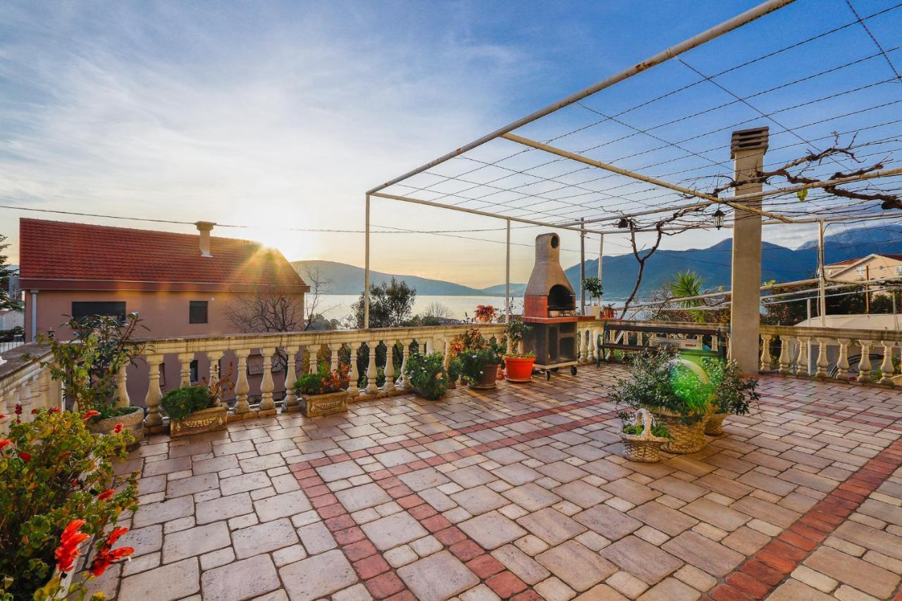 Villa Lastva Apartments Tivat Exterior foto